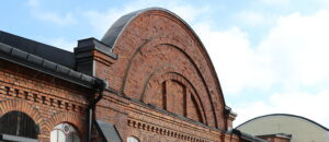 Filfabrikens båge restaureras